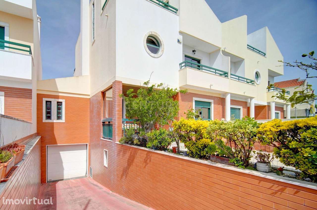 Excelente moradia T4+1 no Algueirão - Grande imagem: 5/45