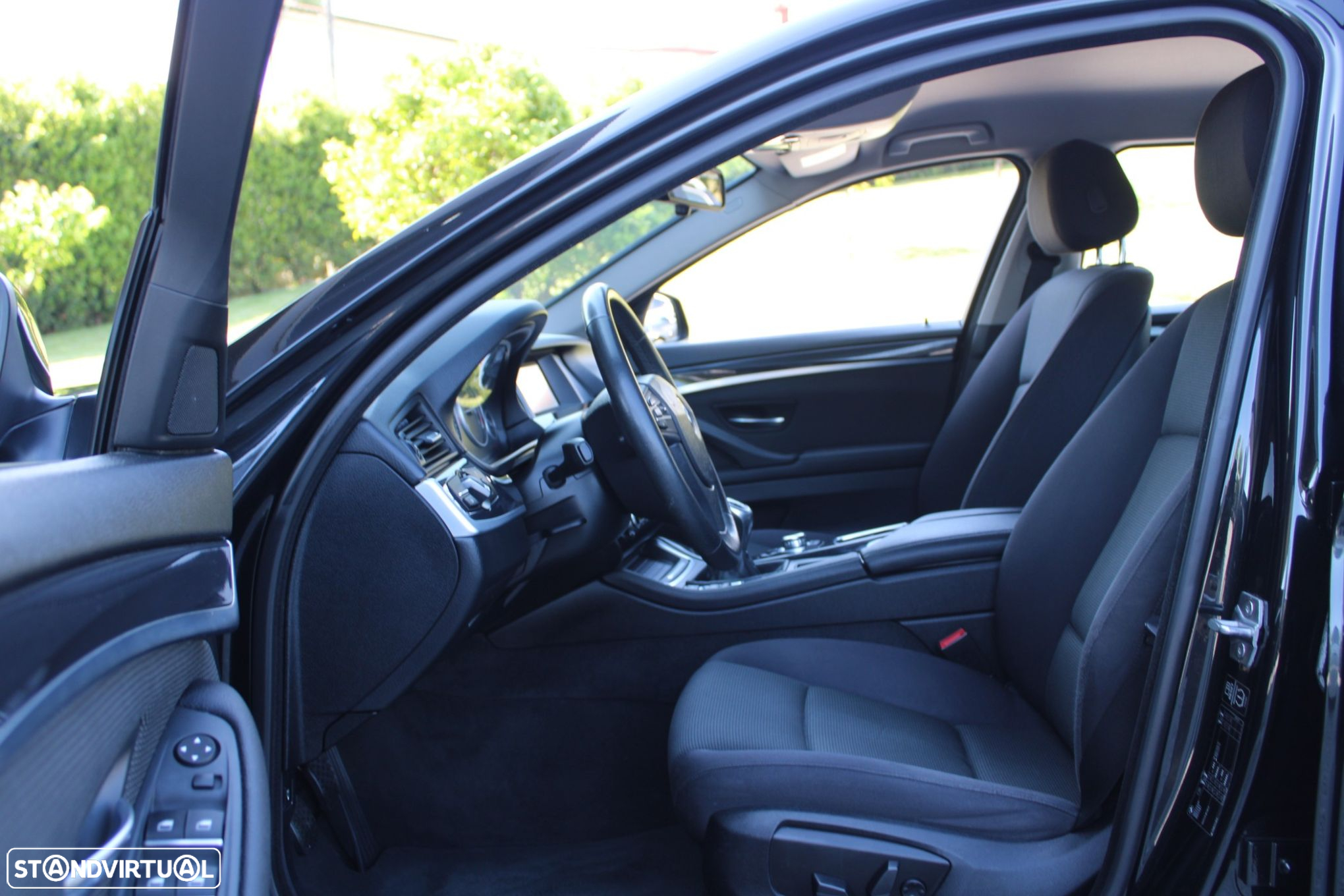 BMW 520 d Line Luxury - 4