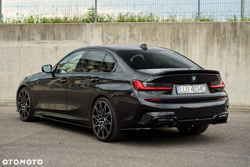 BMW Seria 3 320d xDrive mHEV M Sport sport - 4