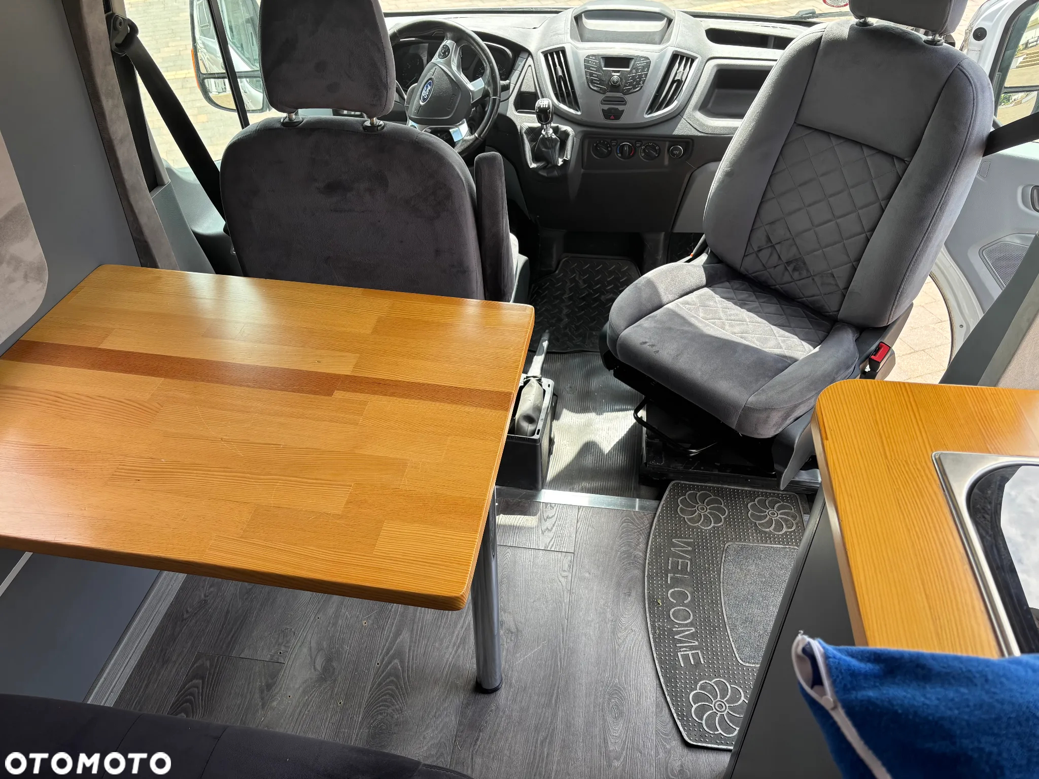 Ford Transit - 13