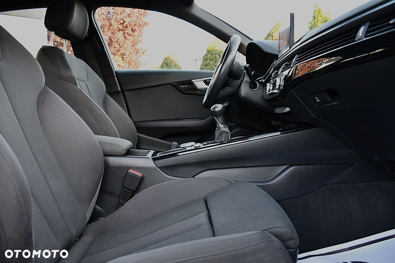 Audi A4 Limousine 1.4 TFSI Sport - 7