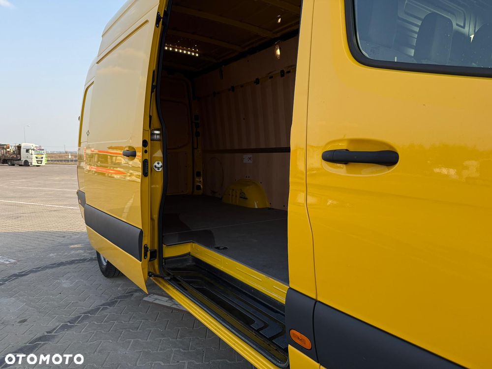 Mercedes-Benz Sprinter - 7