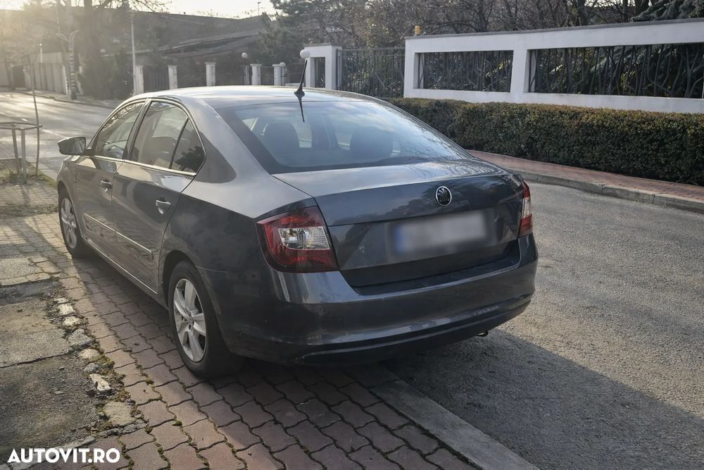Skoda RAPID - 7