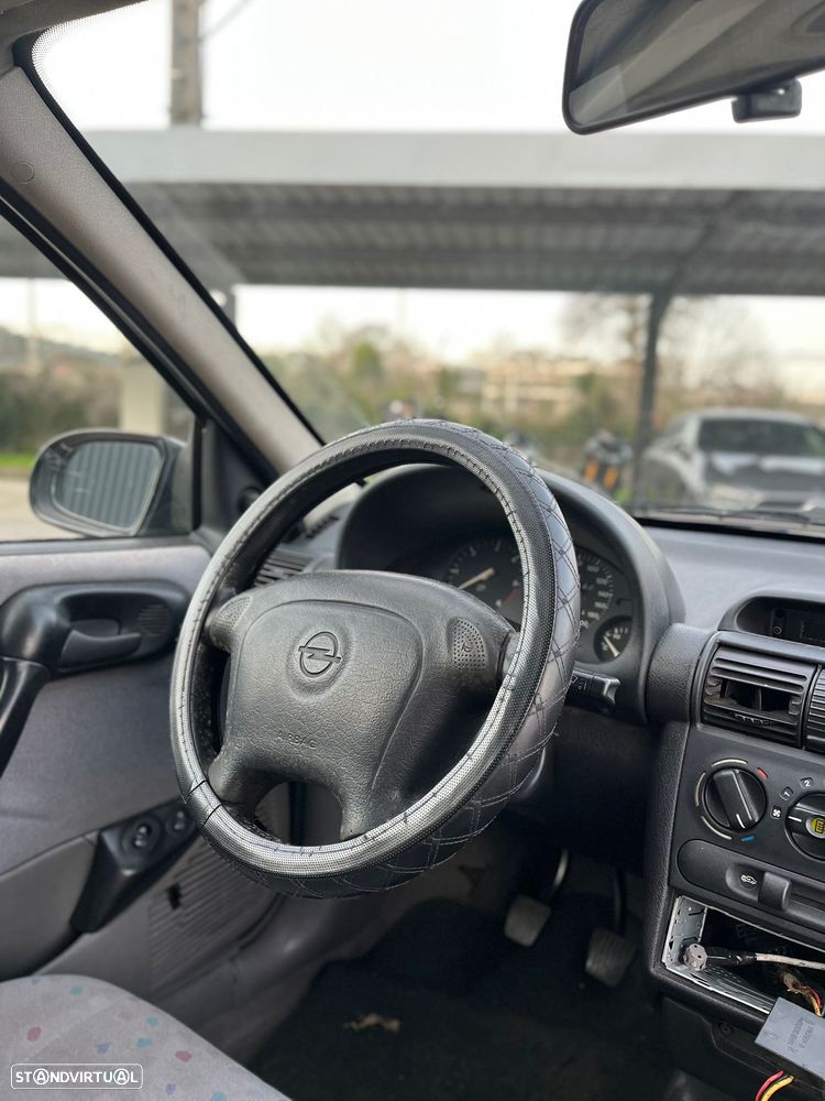 Opel Corsa 1.5 TD - 5