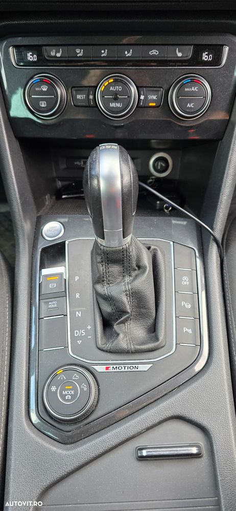 VOLKSWAGEN Tiguan 2019 — imagine 21
