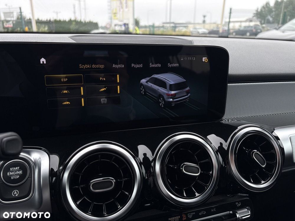 Mercedes-Benz GLB 200 7G-DCT - 23