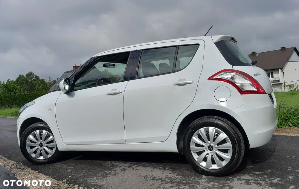 Suzuki Swift - 3