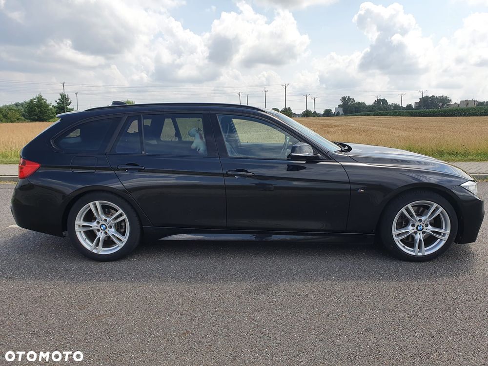 BMW Seria 3 328i - 3