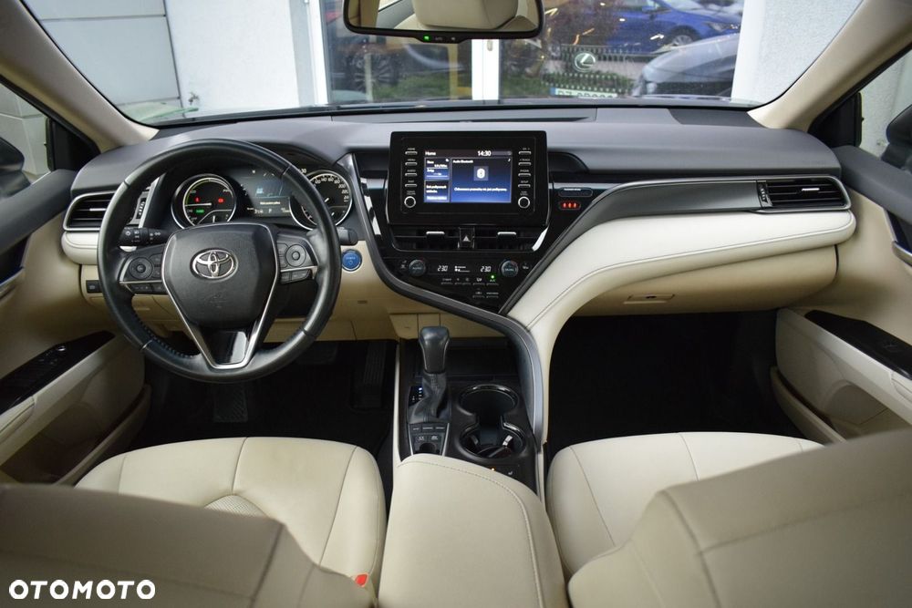 Toyota Camry 2.5 Hybrid Comfort CVT - 15