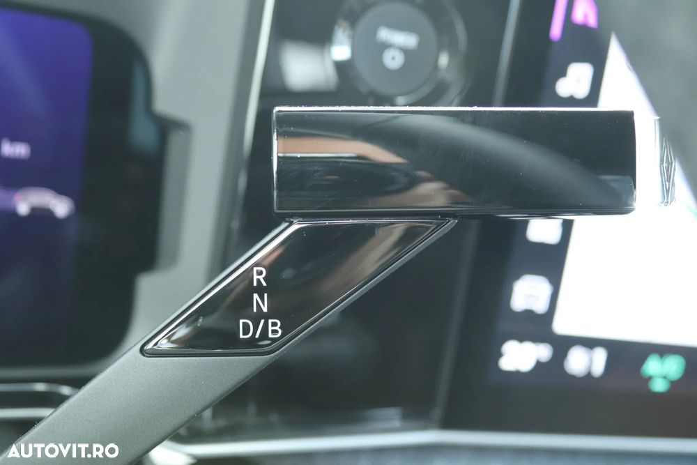 Renault 5 E-Tech 52 kWh Techno - 17