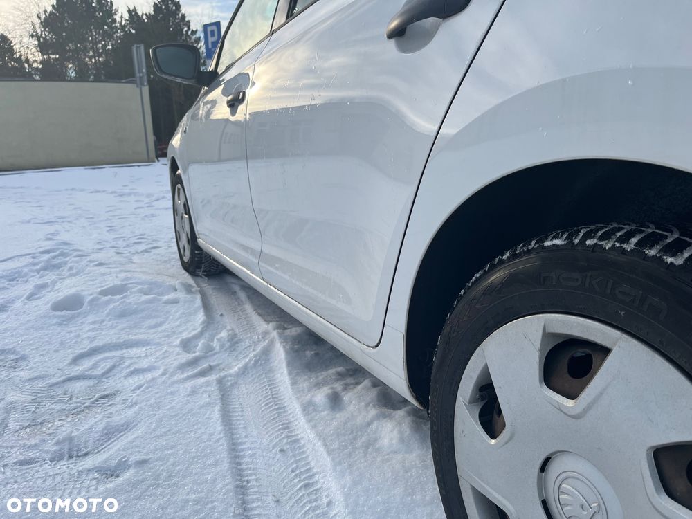 Skoda RAPID 1.6 TDI DPF Active Max - 8