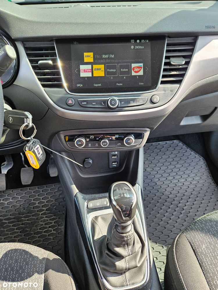 Opel Crossland X - 13