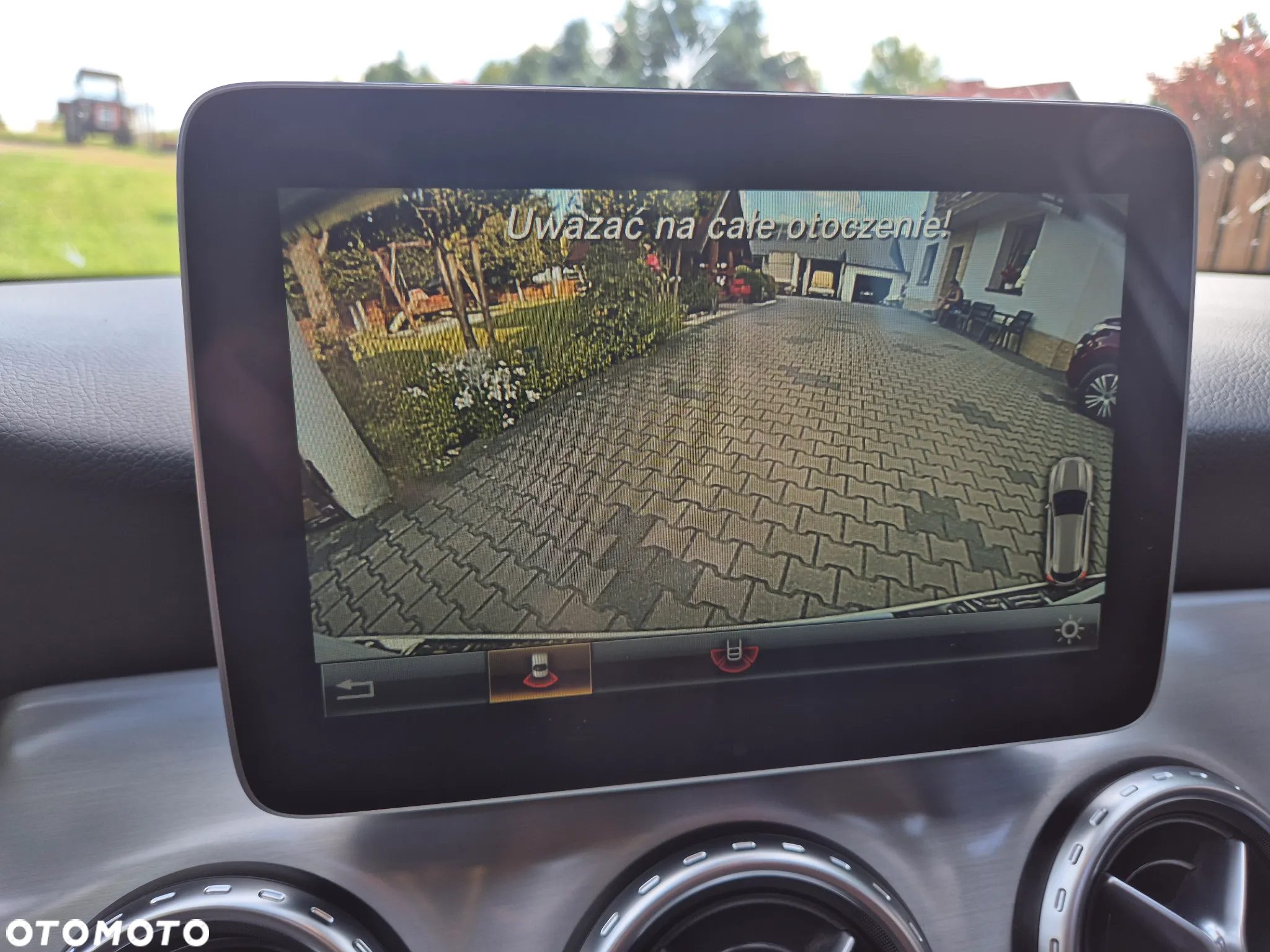 Mercedes-Benz GLA 200 UrbanStyle Edition - 21