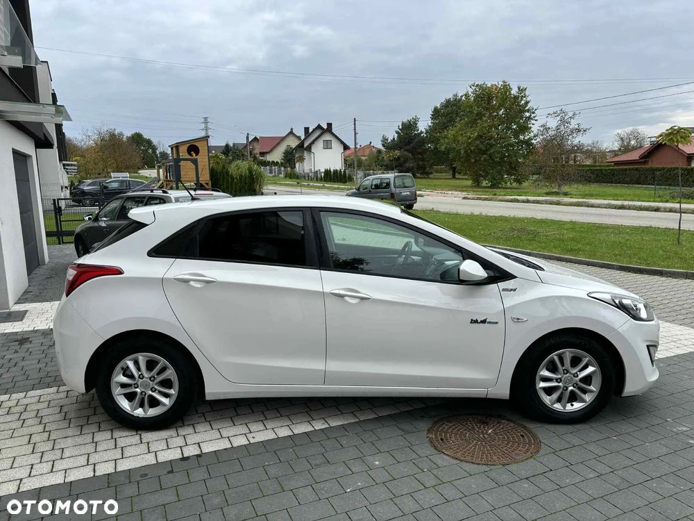 Hyundai i30 1.6 CRDi BlueDrive Classic + - 18