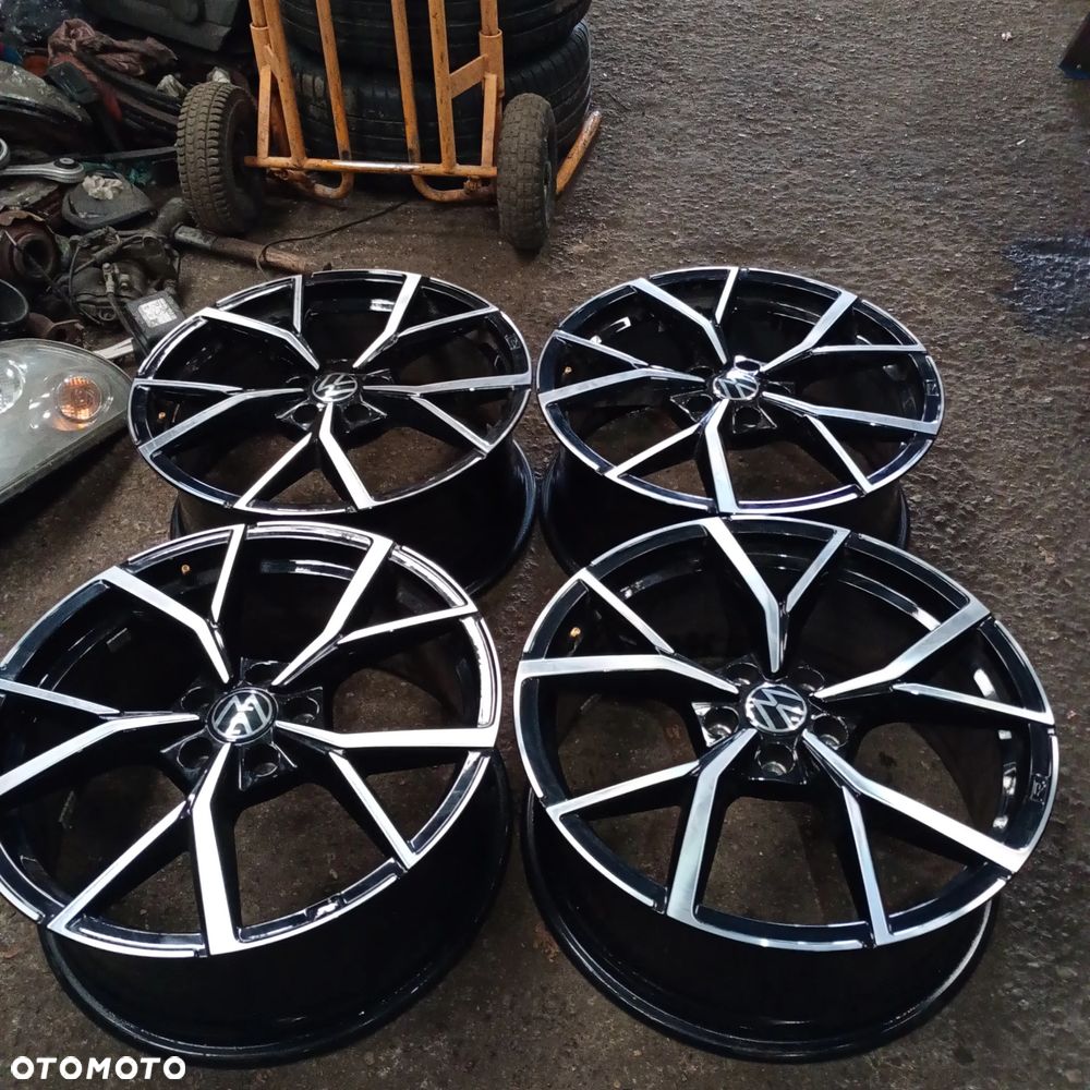 Felgi volkswagen Passat Golf Arteon 19" - 3