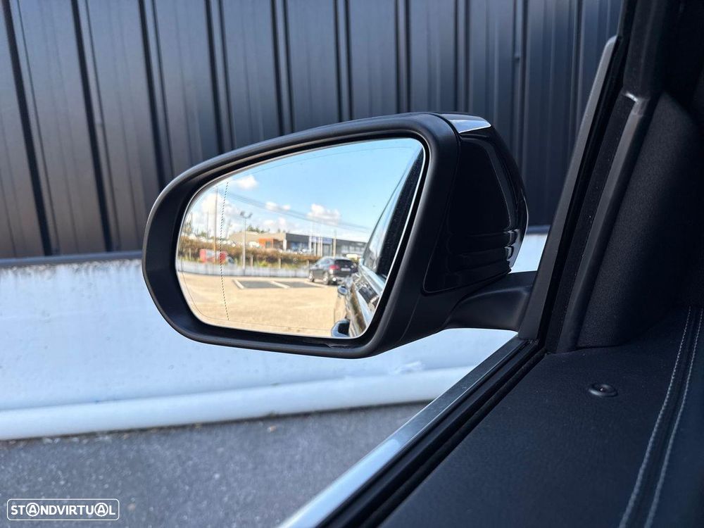Mercedes-Benz GLB 180 d Progressive - 17