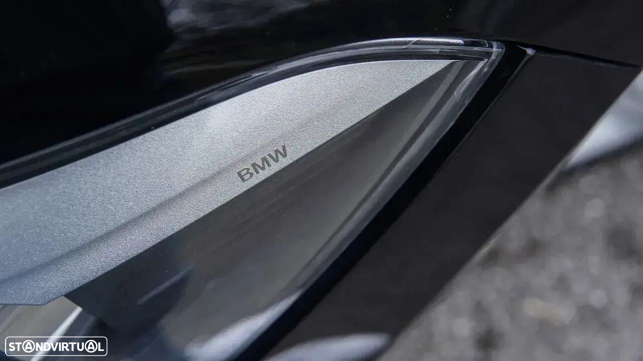 BMW 118 d Line Urban - 24