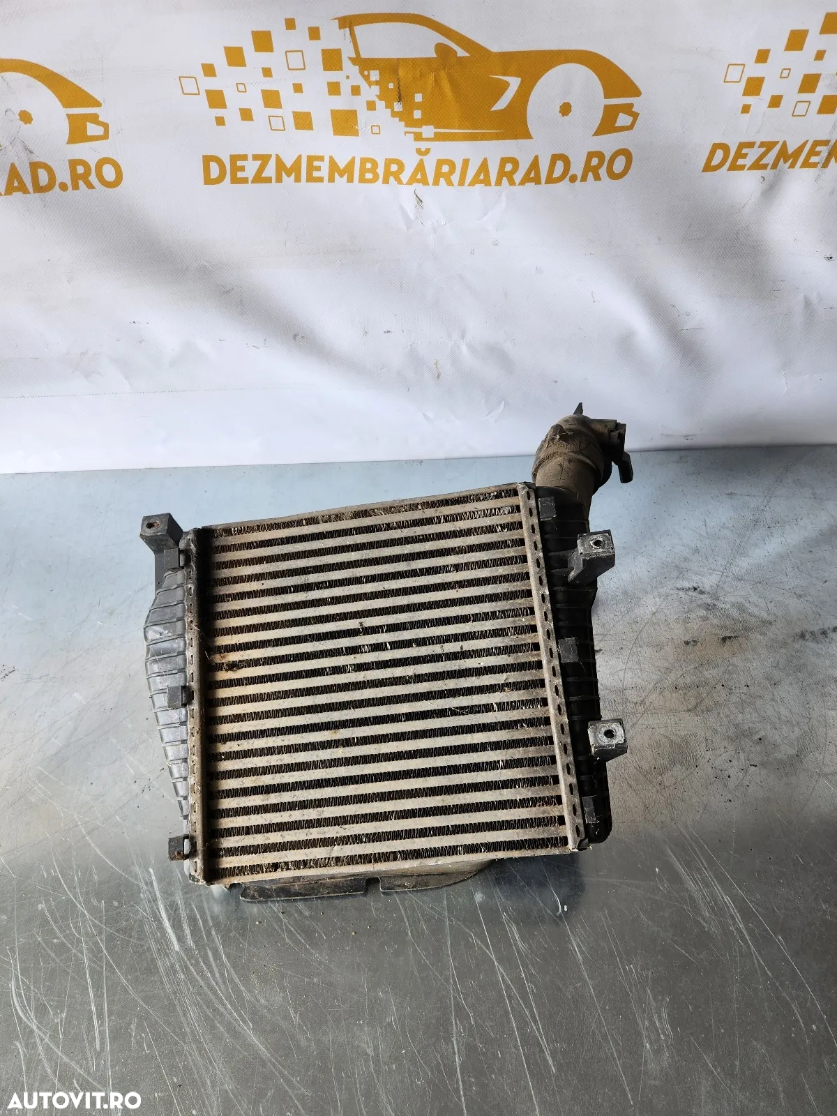 Radiator Intercooler Stanga Vw Touareg 2.5 Tdi BAC Complet Cu Deflector Si Senzor Vw Touareg 2.5 BA - 4
