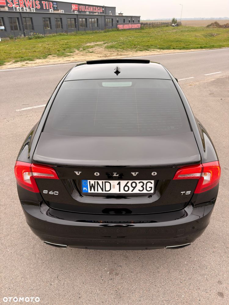 Volvo S60 - 9