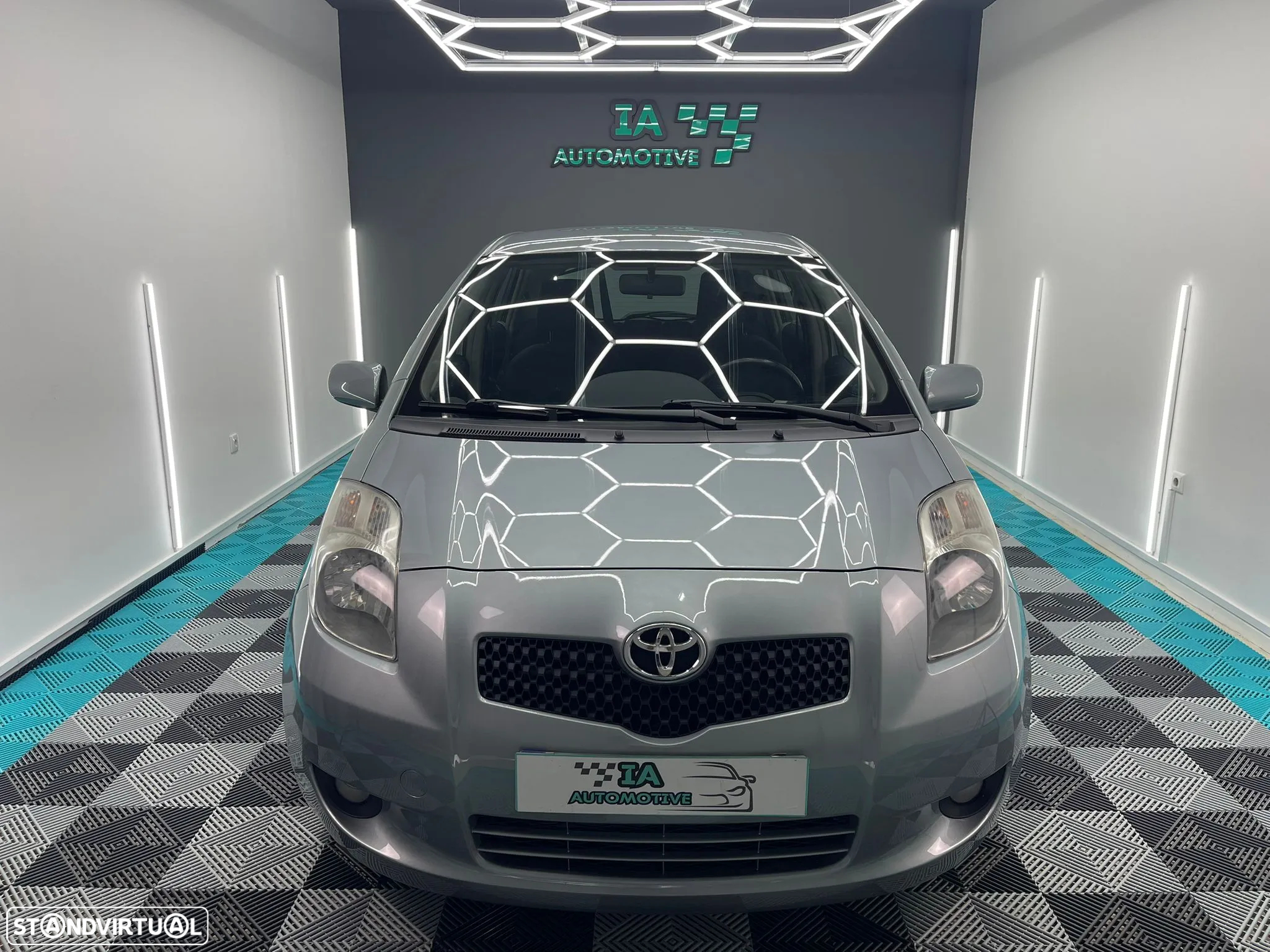 Toyota Yaris 1.4 D-4D AC - 2
