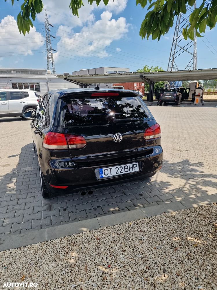 Volkswagen Golf 2.0 TDI Highline - 4