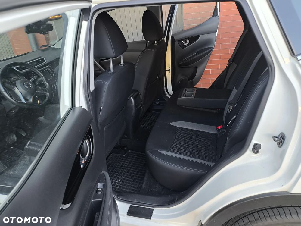 Nissan Qashqai 1.3 DIG-T Acenta DCT - 8