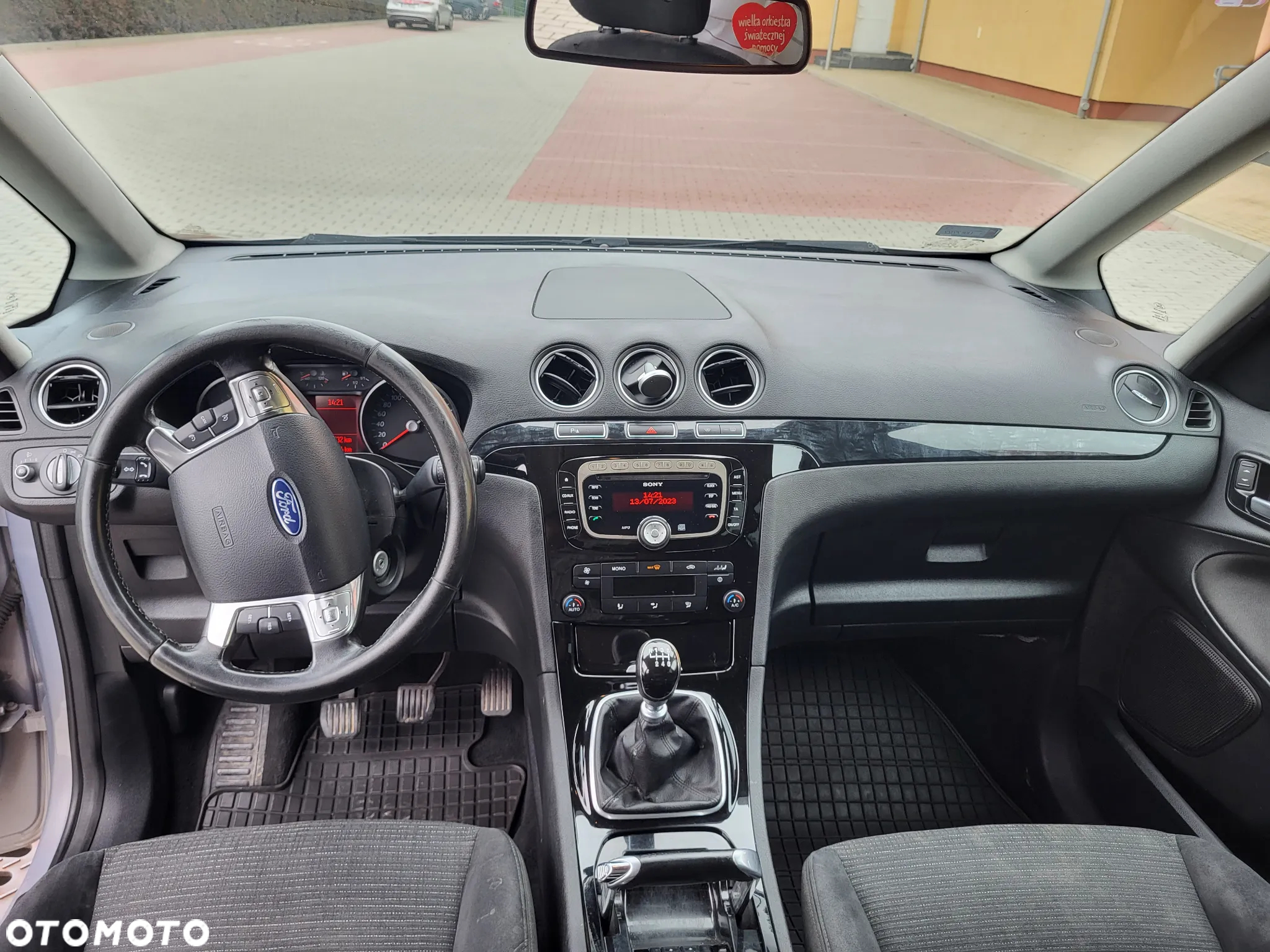 Ford Galaxy 2.0 TDCi Ghia - 17