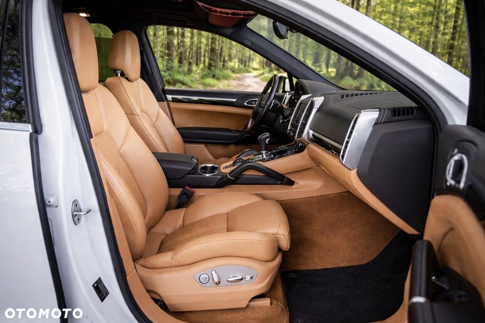 Porsche Cayenne Diesel - 11