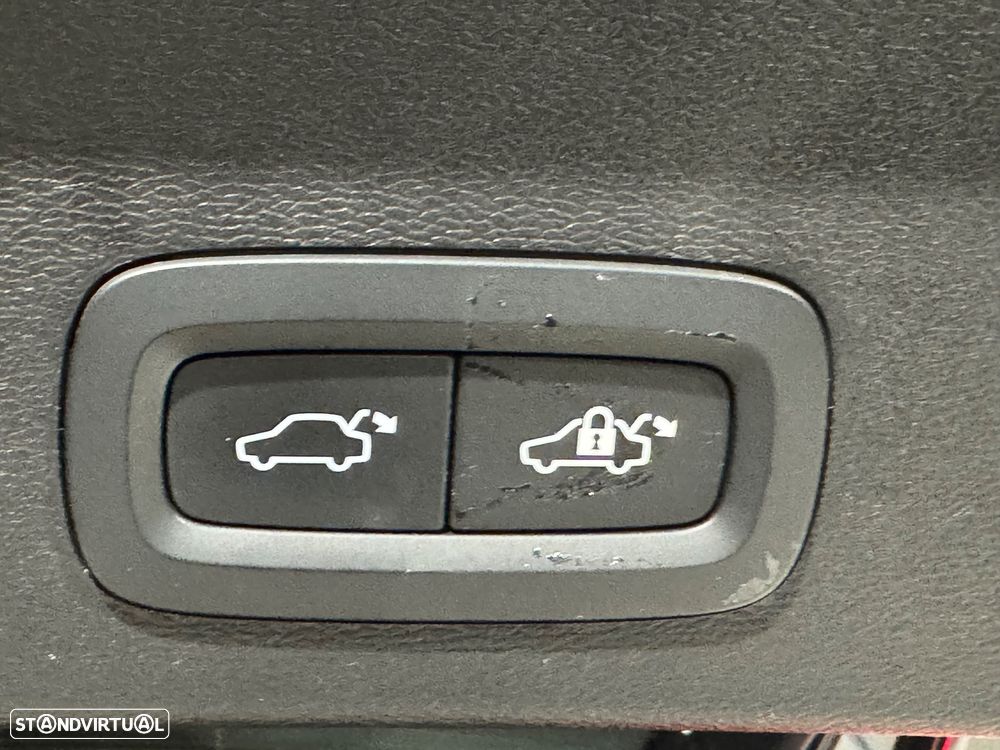 Volvo XC 40 1.5 T5 PHEV Inscription - 17