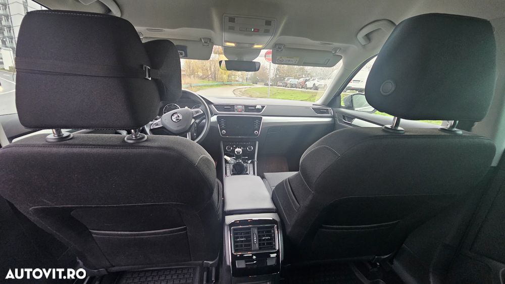 Skoda Superb 2.0 TDI Ambition - 9