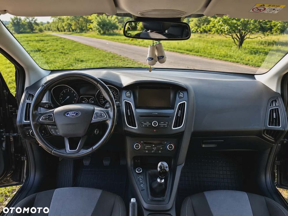 Ford Focus 1.0 EcoBoost Titanium ASS - 5