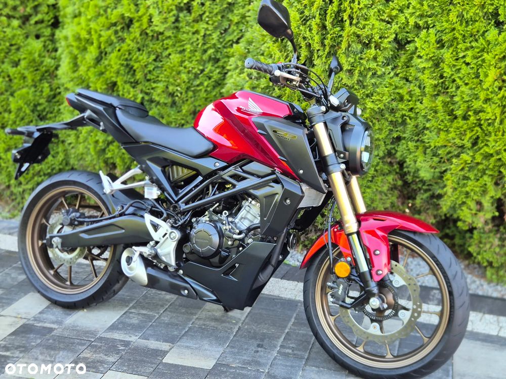 Honda CB - 1