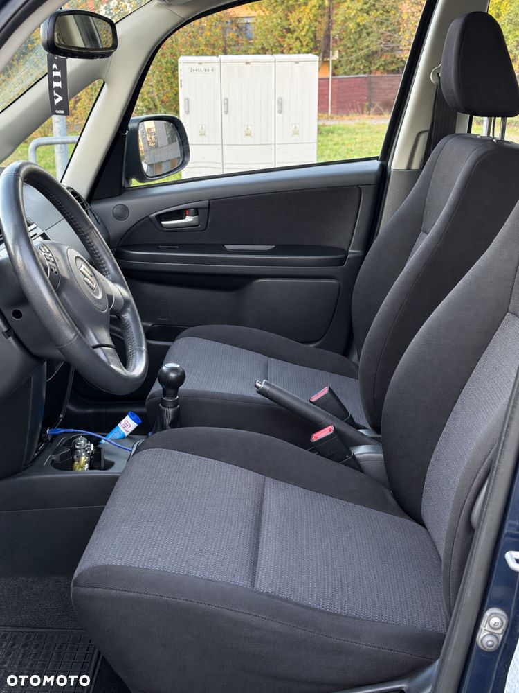 Suzuki SX4 - 6