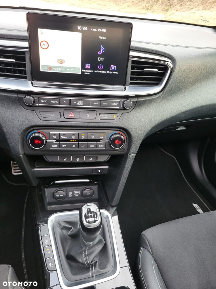 Kia Ceed 1.4 T-GDI GT-Line - 25