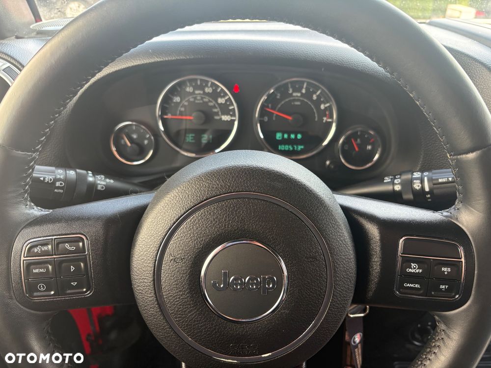 Jeep Wrangler 3.6 Unlim Sahara - 10