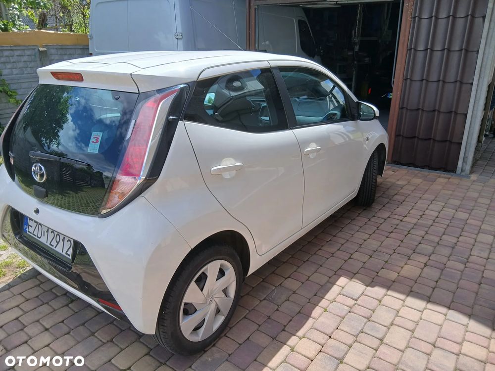 Toyota Aygo 1.0 VVT-i Sprint EU6 - 4