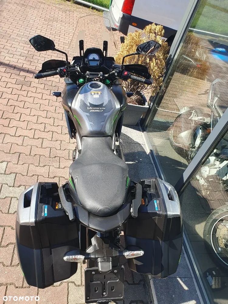 Kawasaki Versys 650 - 19