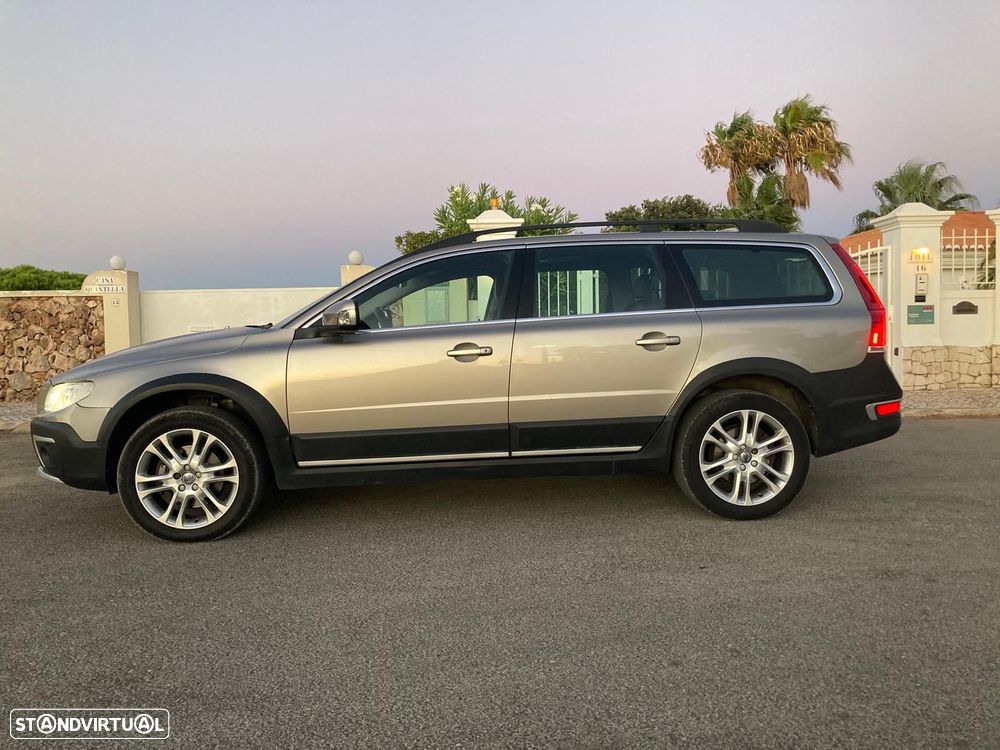 Volvo XC 70 2.4 D4 Summum AWD Geartronic - 10