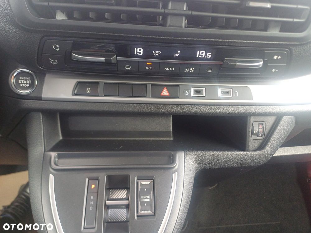Toyota Proace Verso - 19