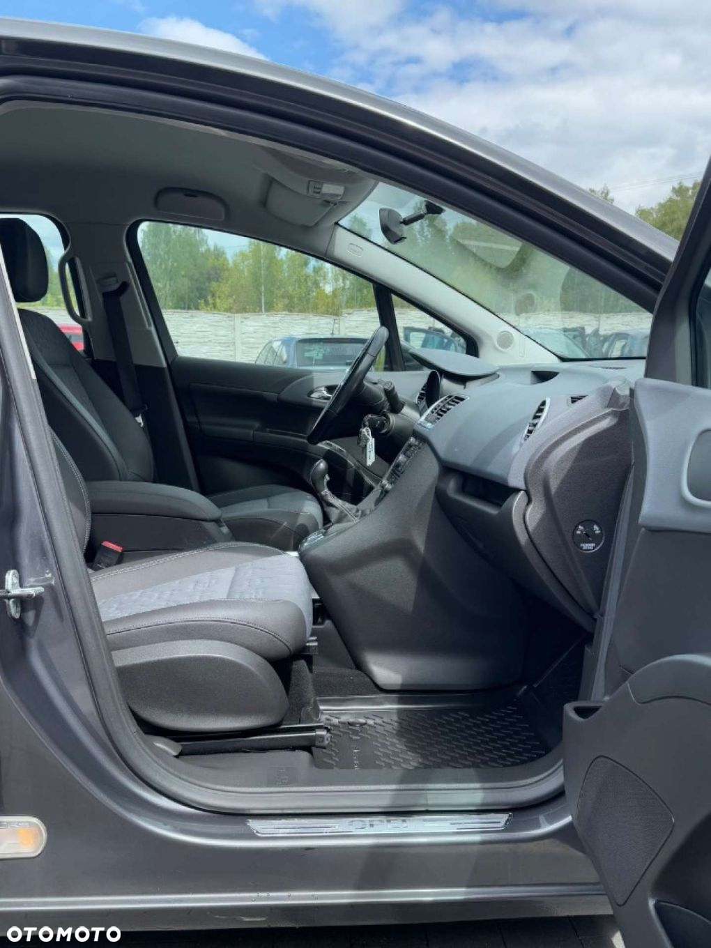 Opel Meriva - 38