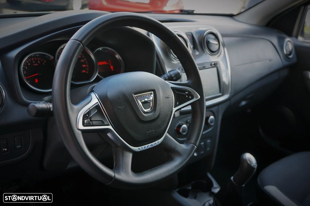 Dacia Logan MCV TCe 90 S&S Prestige - 9