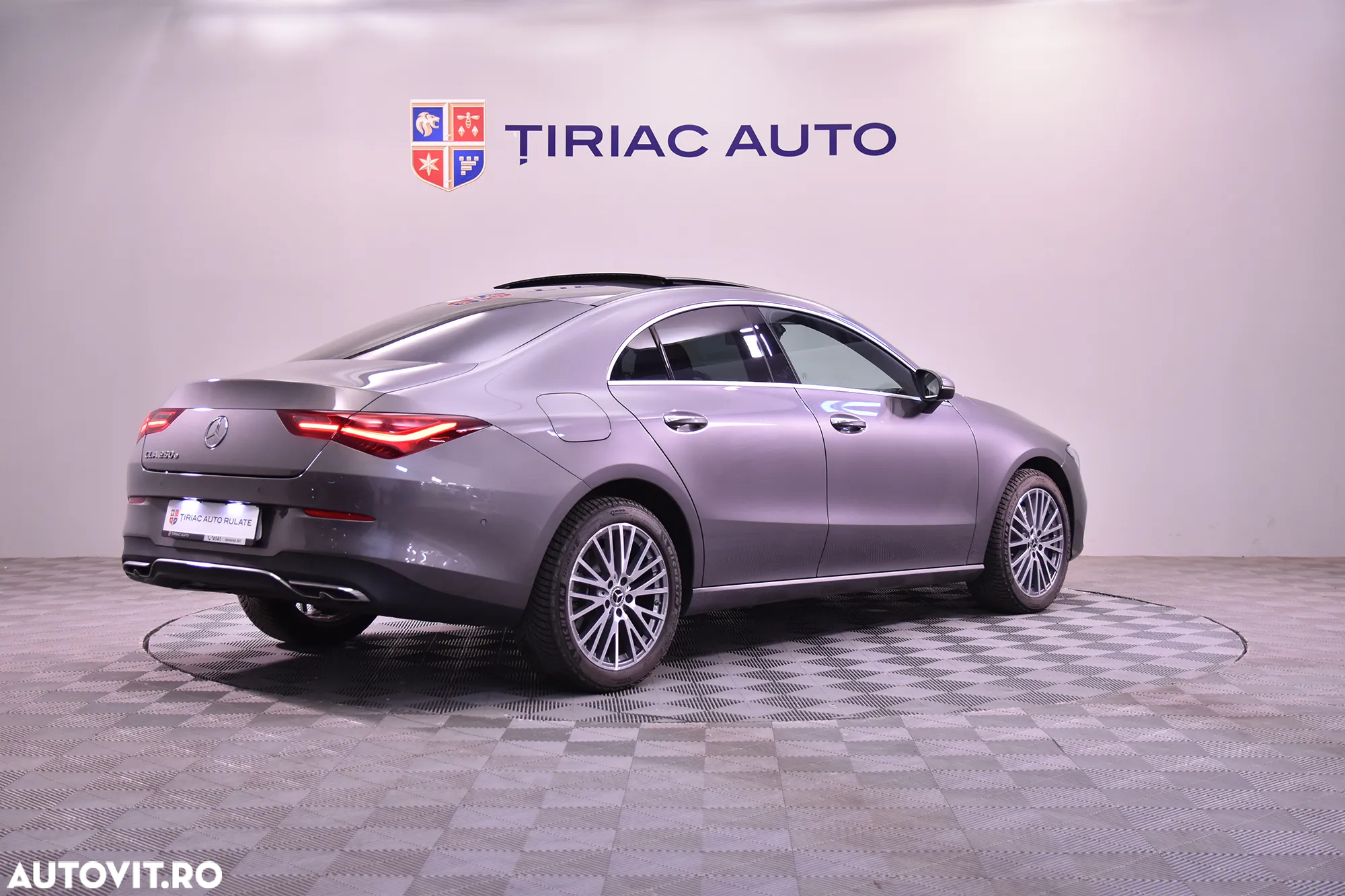 Mercedes-Benz CLA - 5