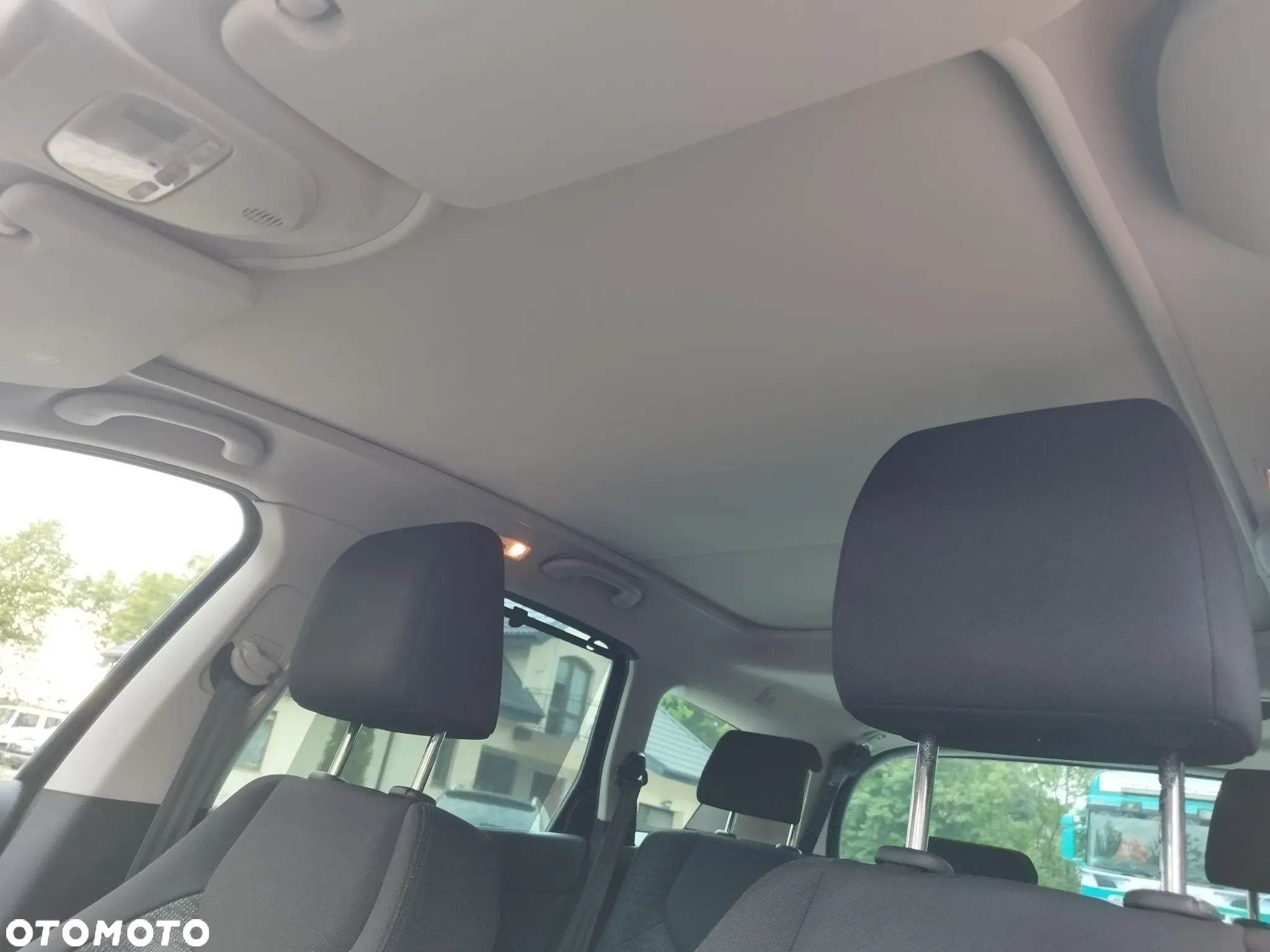 Peugeot 308 SW HDi FAP 110 EGS6 Premium - 29
