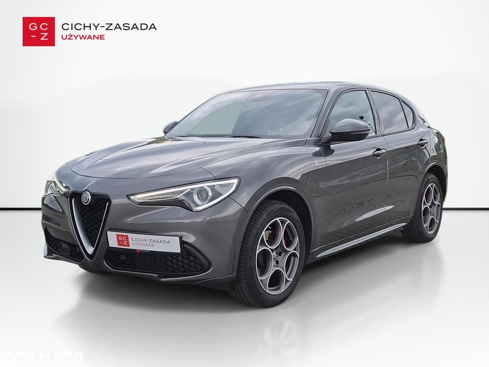 Alfa Romeo Stelvio - 2