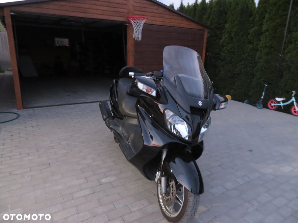 Suzuki Burgman - 1