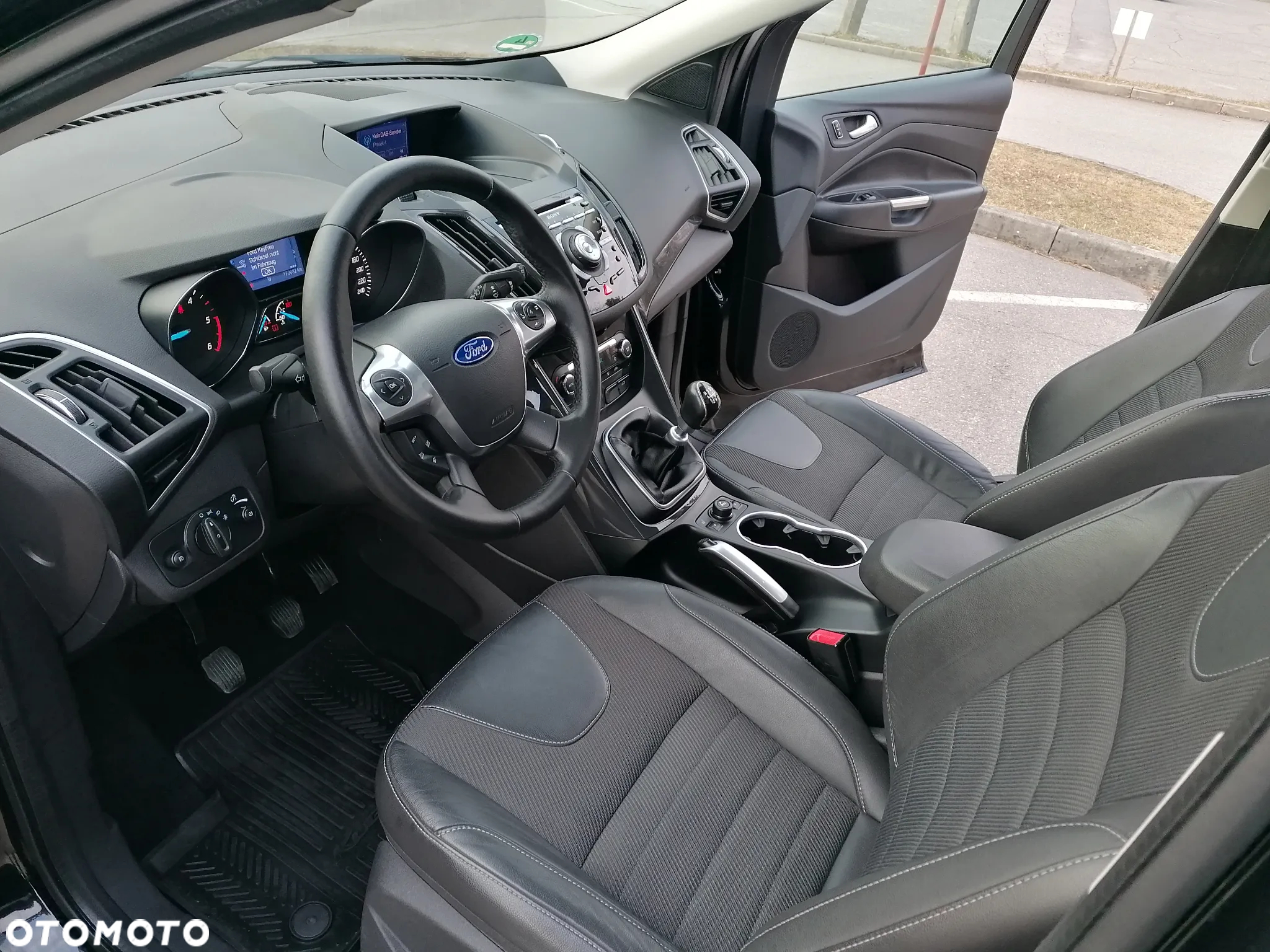 Ford Kuga 2.0 TDCi 4WD Titanium - 10