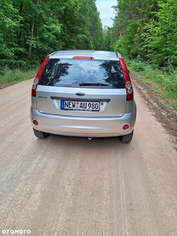 Ford Fiesta - 6