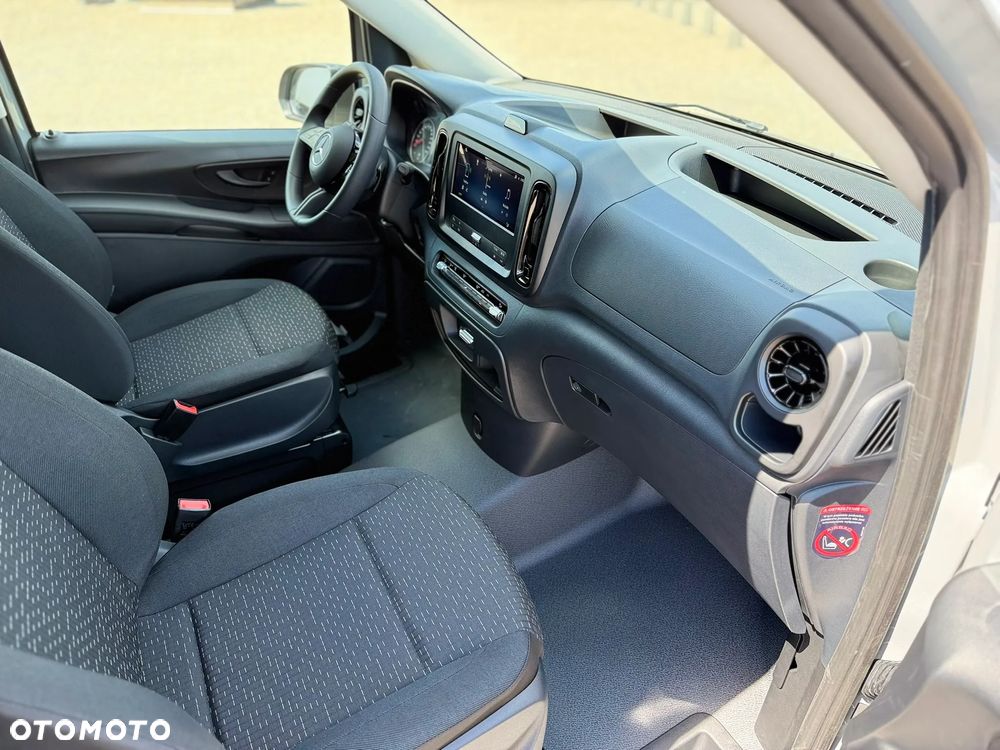Mercedes-Benz Vito - 11