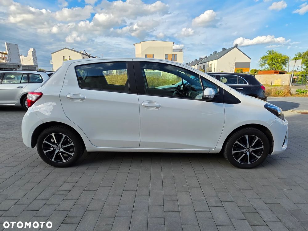 Toyota Yaris 1.5 Active - 13