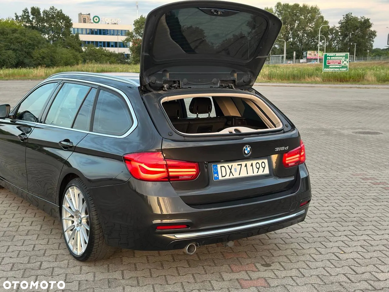 BMW Seria 3 318d Luxury Line - 3